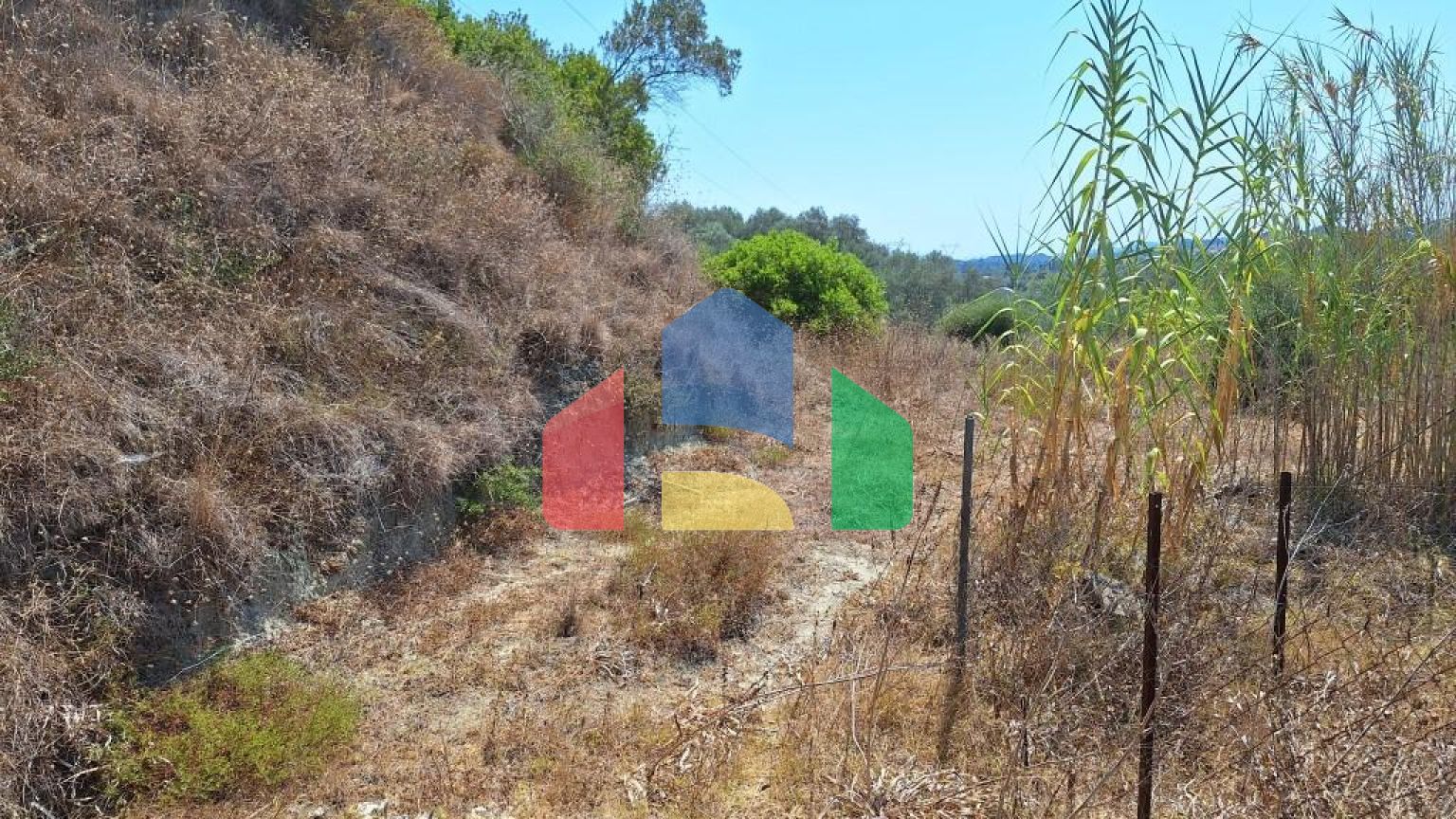 Продажа - Земельный участок 6500 m² на о. Корфу