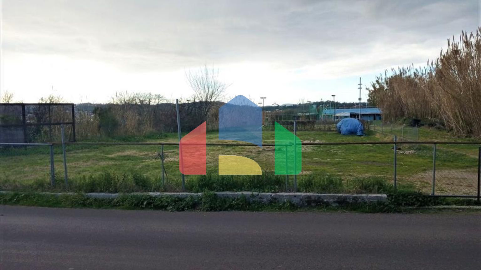 Продаж - Земельна ділянка 4400 m² на о. Корфу