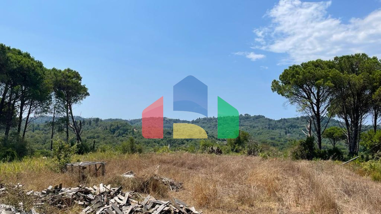 Продаж - Земельна ділянка 2150 m² на о. Корфу