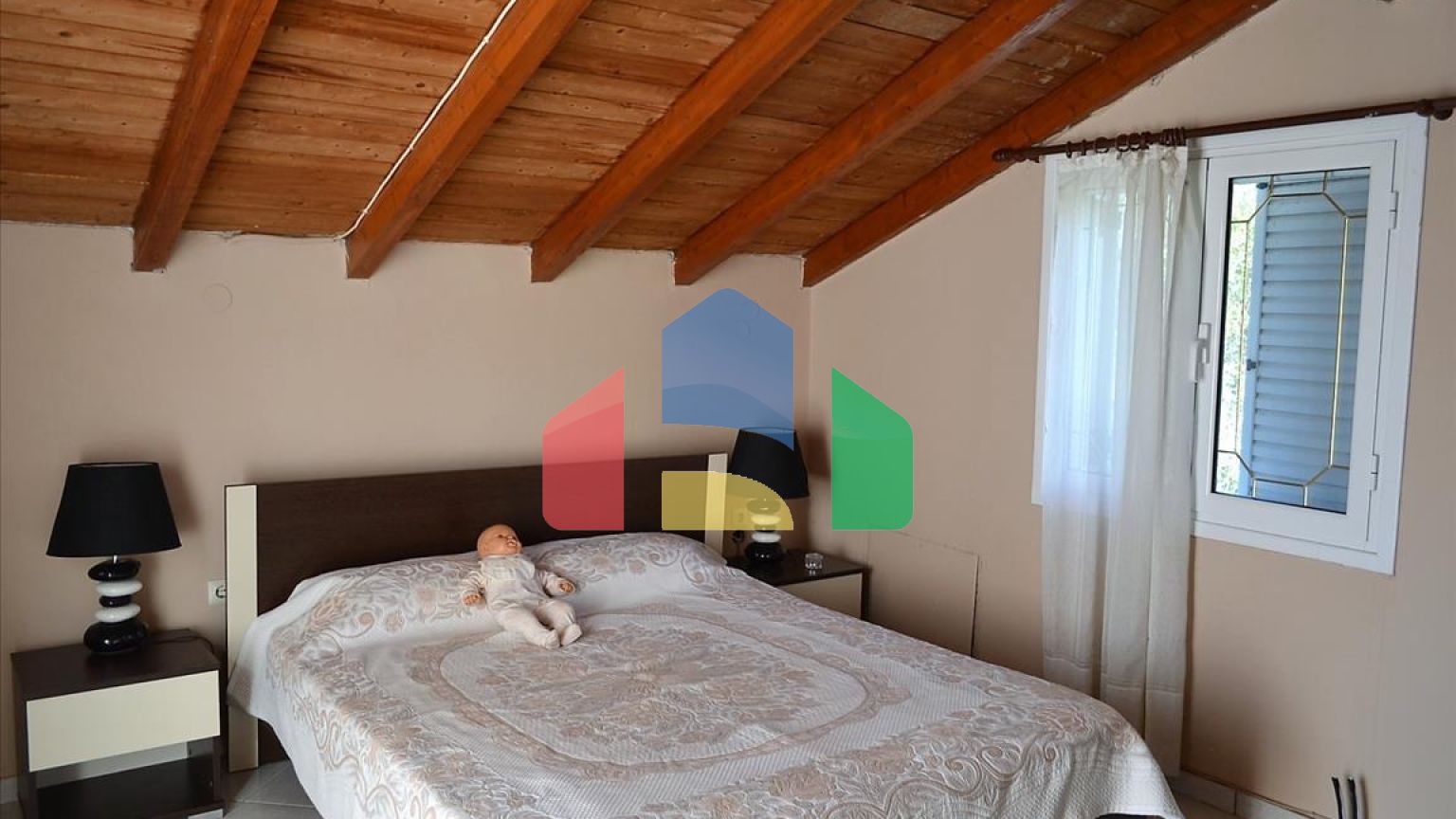 Продажа - Коттедж 400 m² на о. Корфу