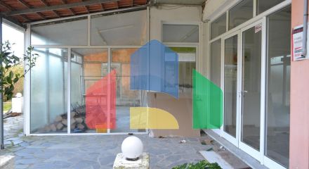 Продажа - Коттедж 400 m² на о. Корфу