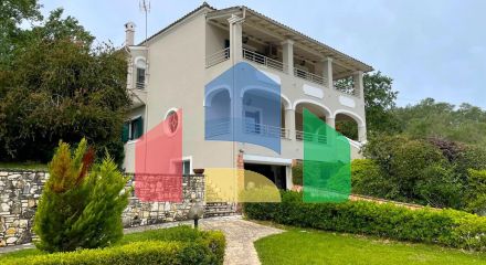 For Sale - Detached house 240 m² in Corfu