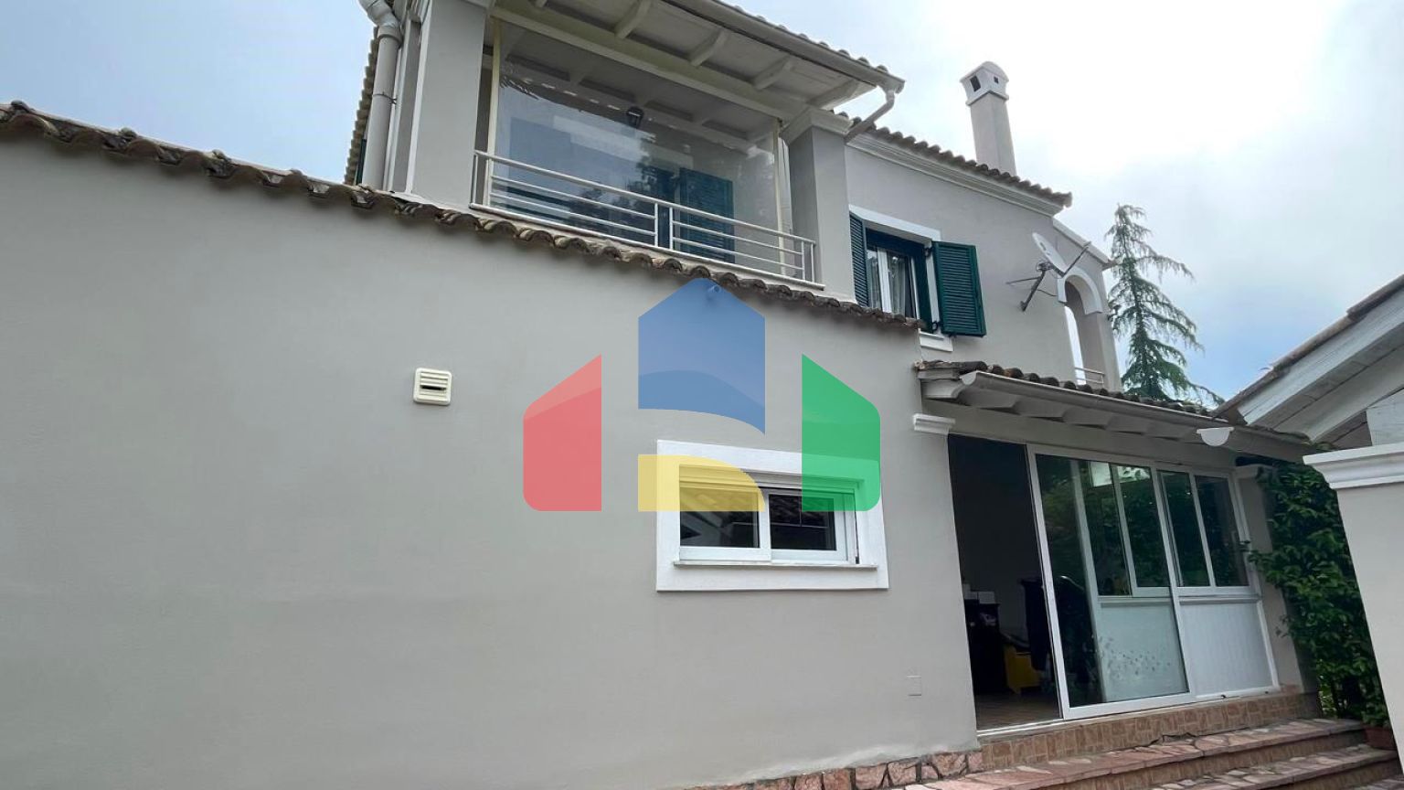 Продажа - Коттедж 240 m² на о. Корфу