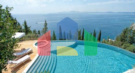 Продаж - Вілла 650 m² на о. Корфу