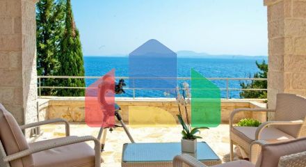 Продажа - Вилла 650 m² на о. Корфу