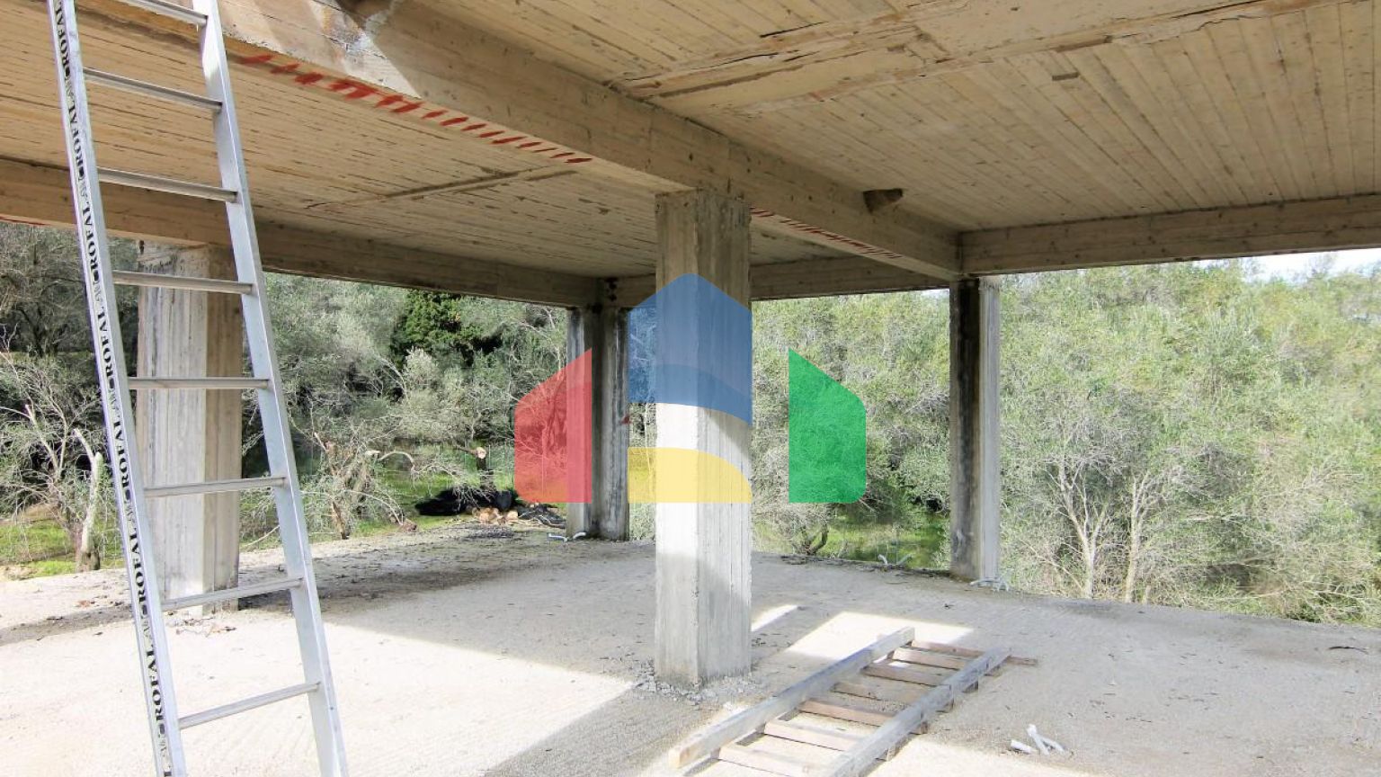 Продажа - Коттедж 240 m² на о. Корфу