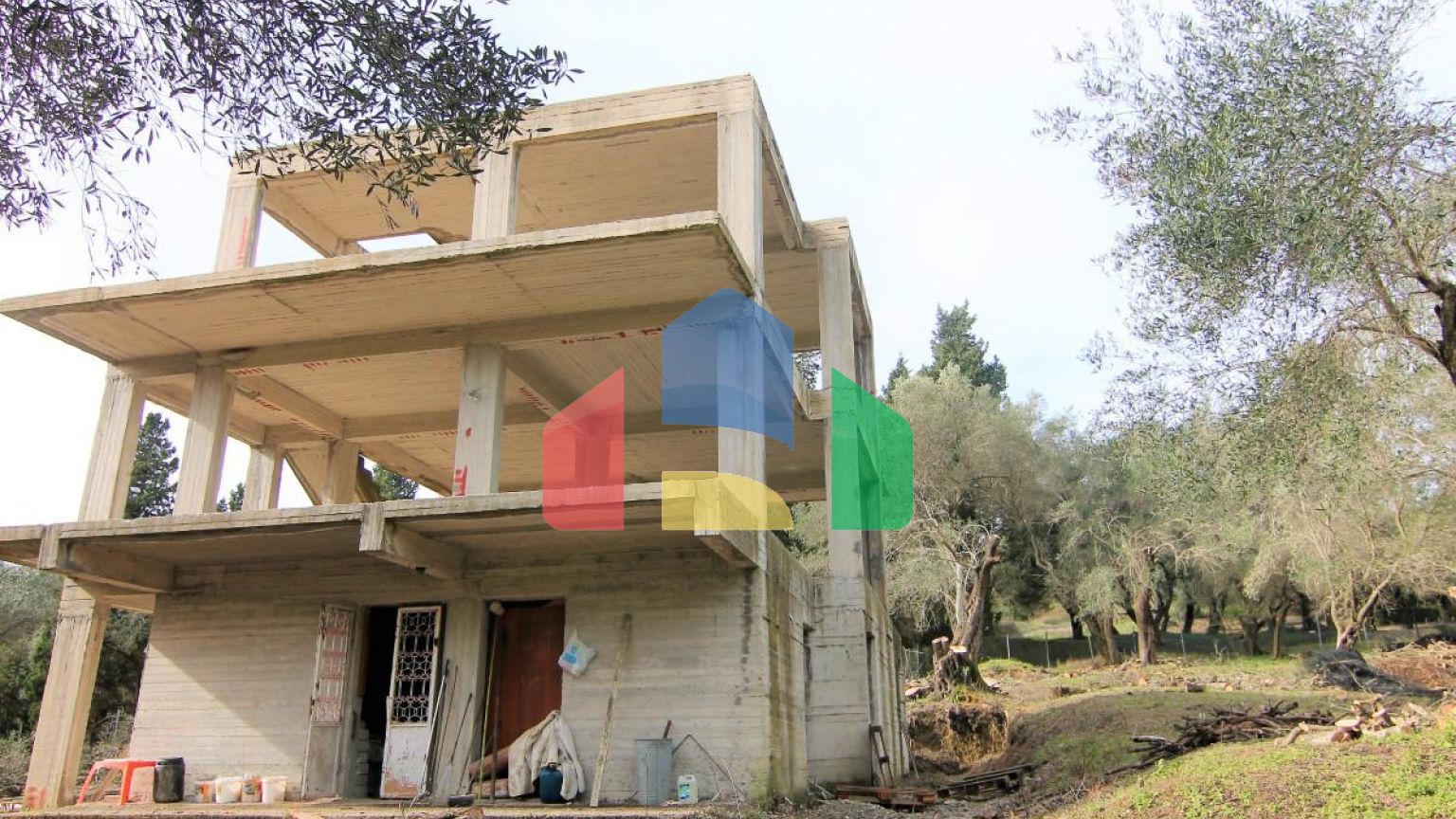 Продажа - Коттедж 240 m² на о. Корфу