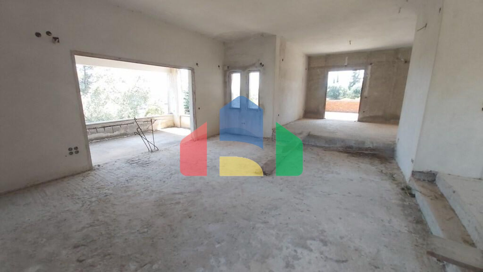 Продаж - Котедж 355 m² на о. Корфу