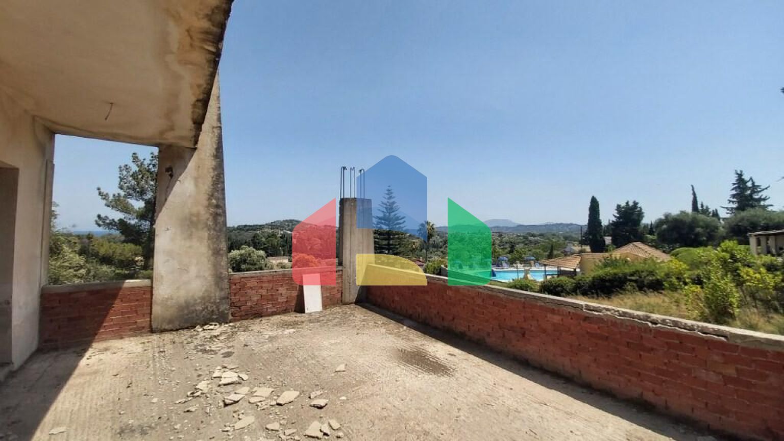 Продаж - Котедж 355 m² на о. Корфу