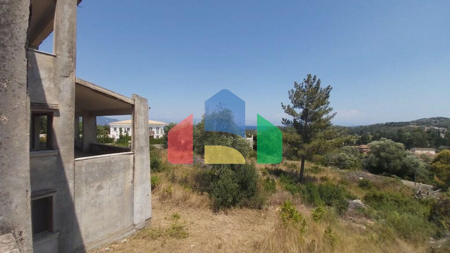 Продаж - Котедж 355 m² на о. Корфу