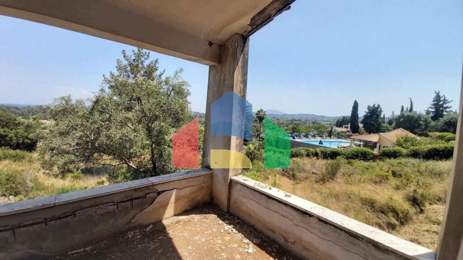 Продаж - Котедж 355 m² на о. Корфу