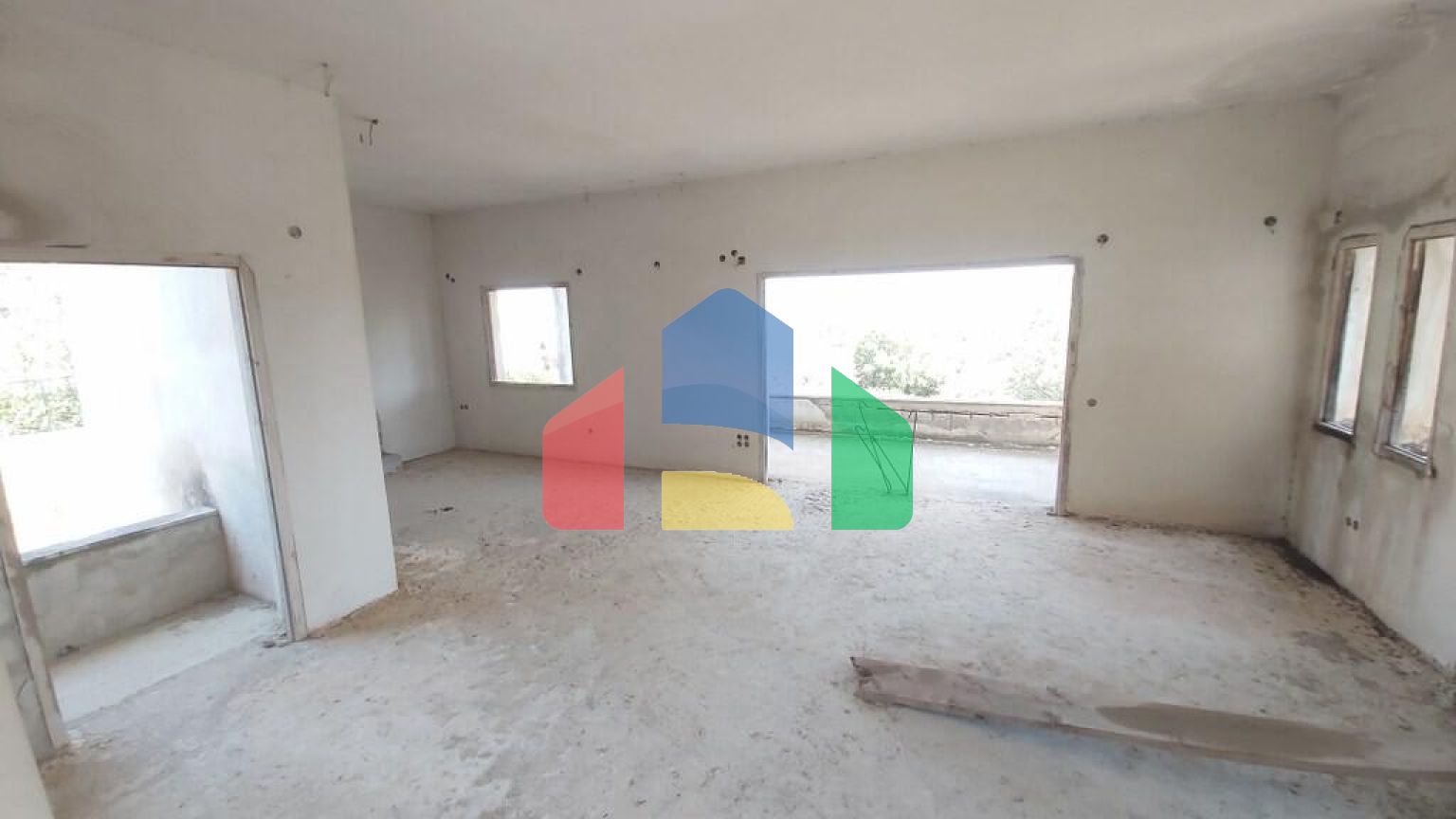 Продаж - Котедж 355 m² на о. Корфу