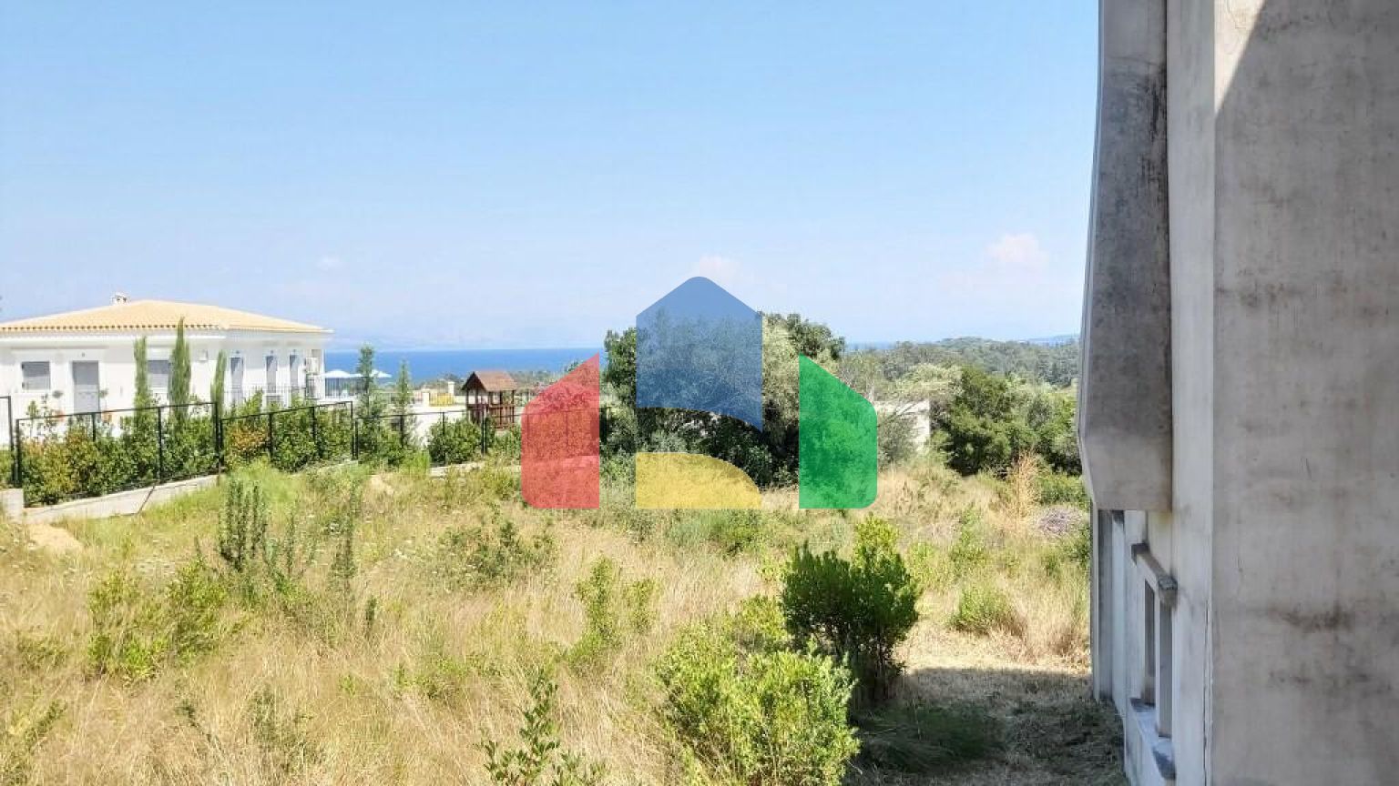 Продаж - Котедж 355 m² на о. Корфу