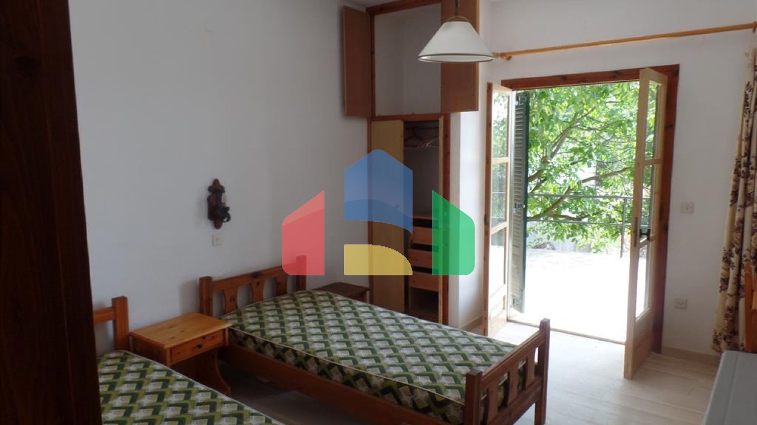 Продажа - Гостиница 300 m² на о. Корфу