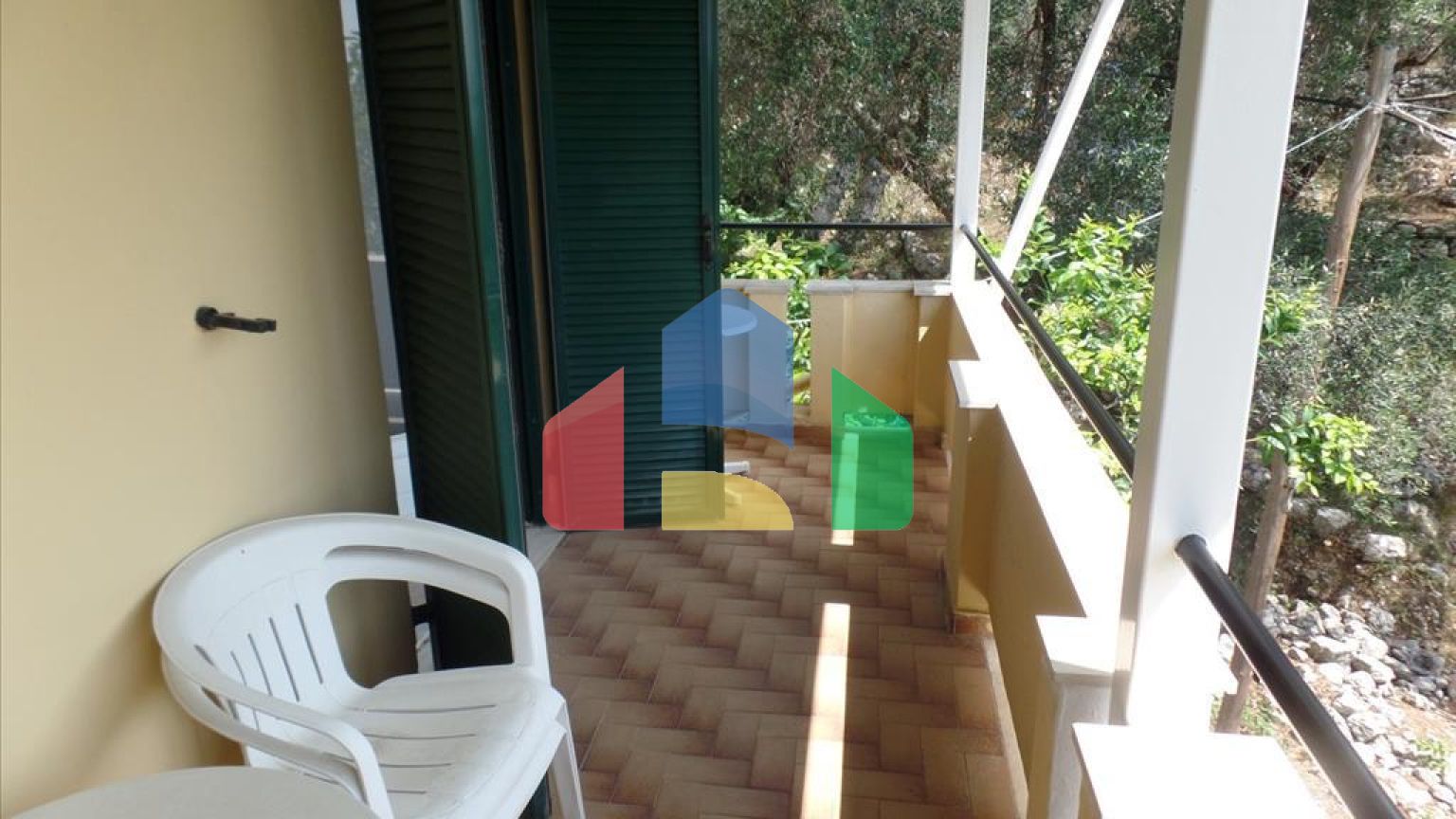 Продажа - Гостиница 300 m² на о. Корфу