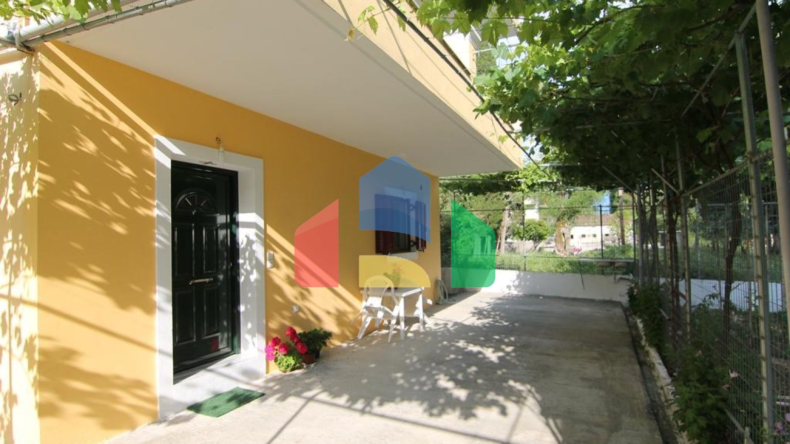 Продаж - Котедж 274 m² на о. Корфу