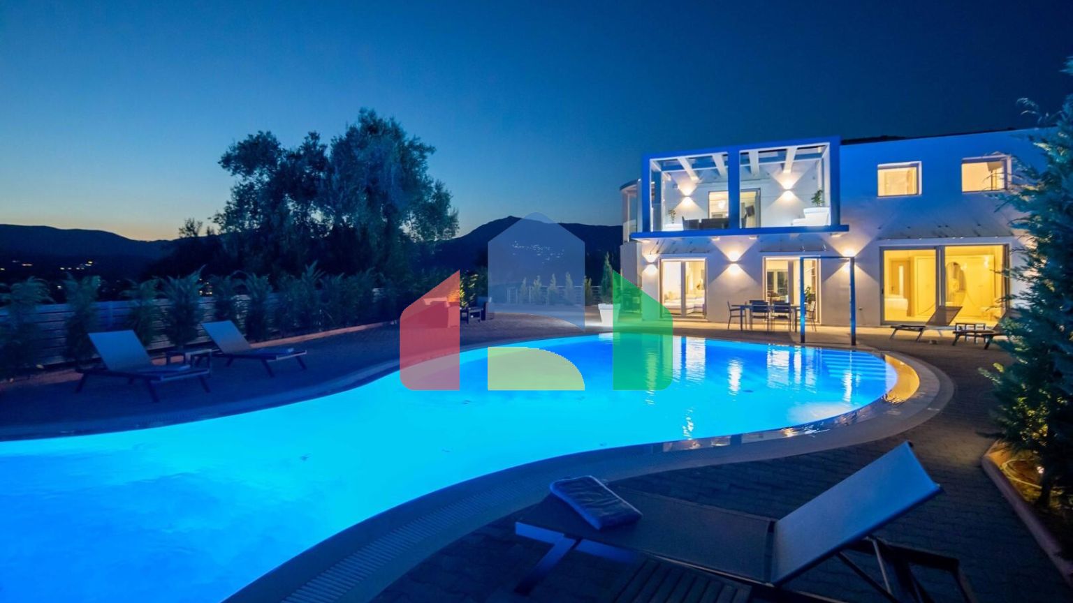 Продажа - Вилла 436 m² на о. Корфу