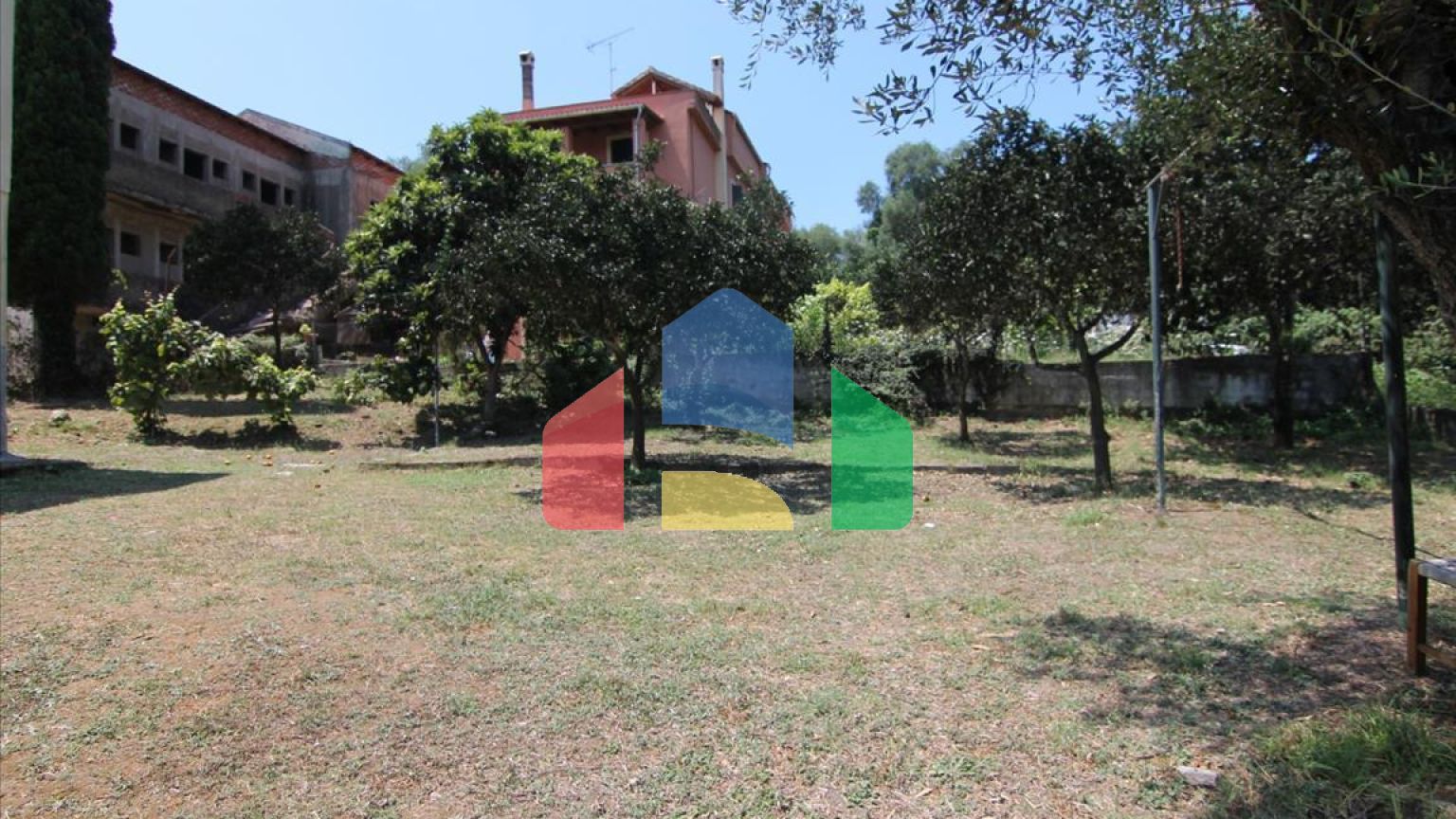 Продажа - Коттедж 220 m² на о. Корфу