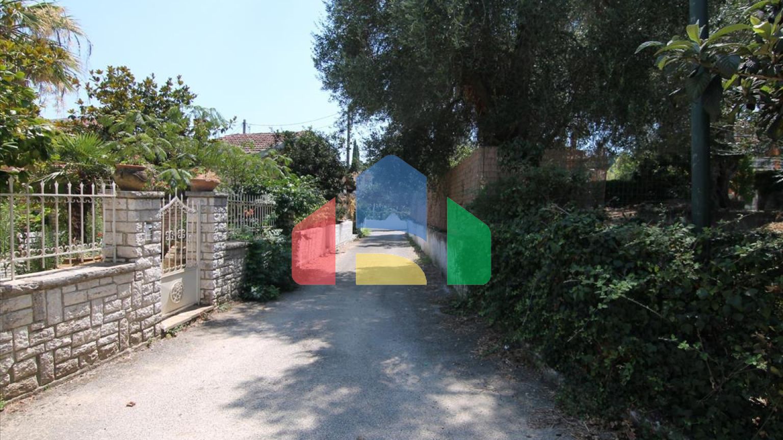 Продажа - Коттедж 220 m² на о. Корфу