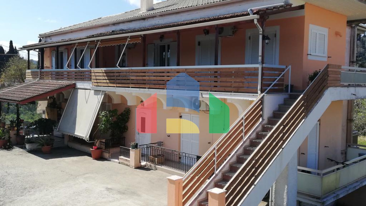 Продажа - Квартира 85 m² на о. Корфу