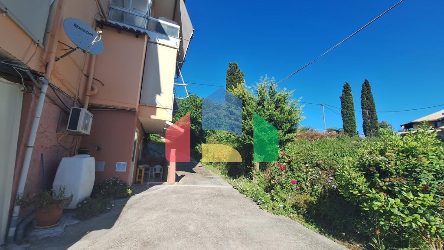 Продажа - Квартира 85 m² на о. Корфу