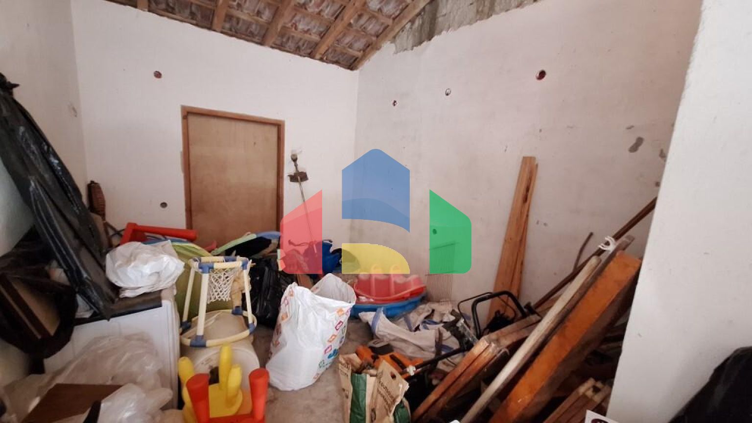 Продаж - Котедж 58 m² на о. Корфу