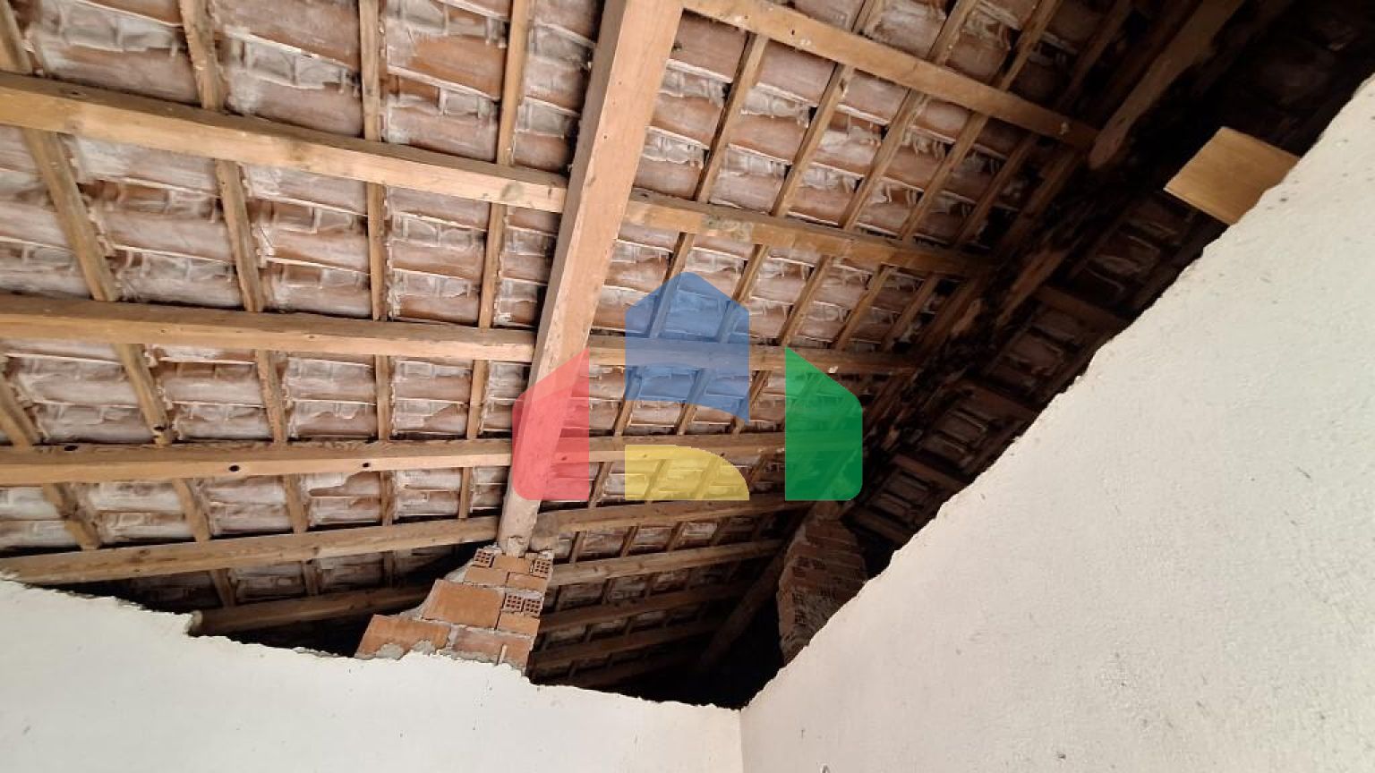 Продаж - Котедж 58 m² на о. Корфу