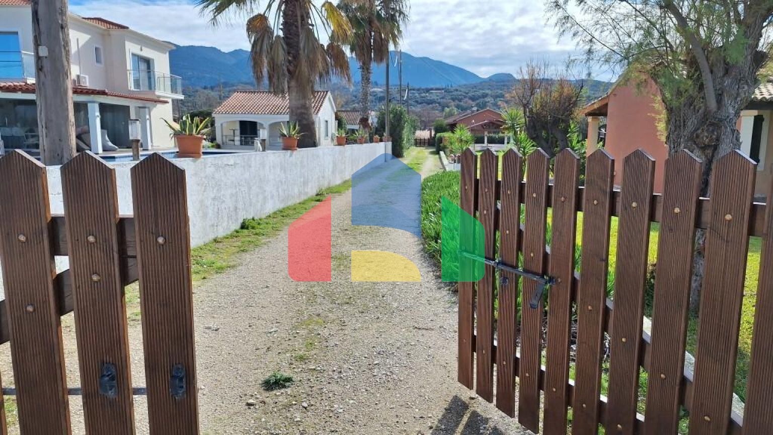 Продаж - Котедж 58 m² на о. Корфу