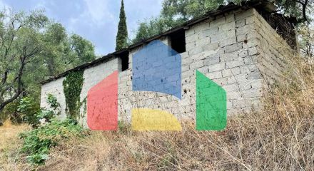 Продаж - Земельна ділянка 10000 m² на о. Корфу