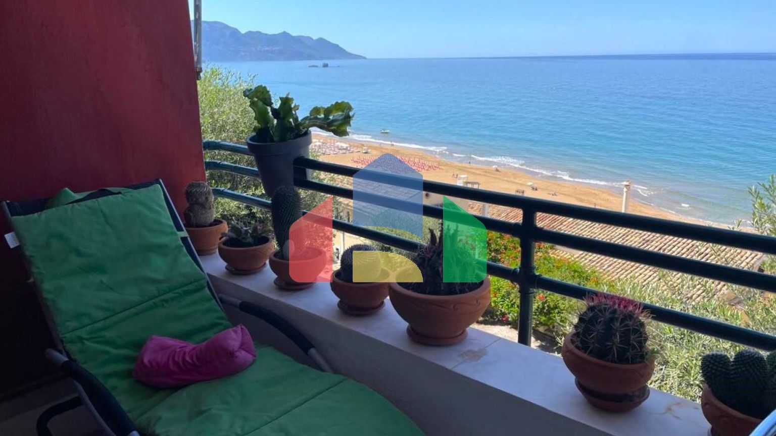 Продаж - Квартира 55 m² на о. Корфу