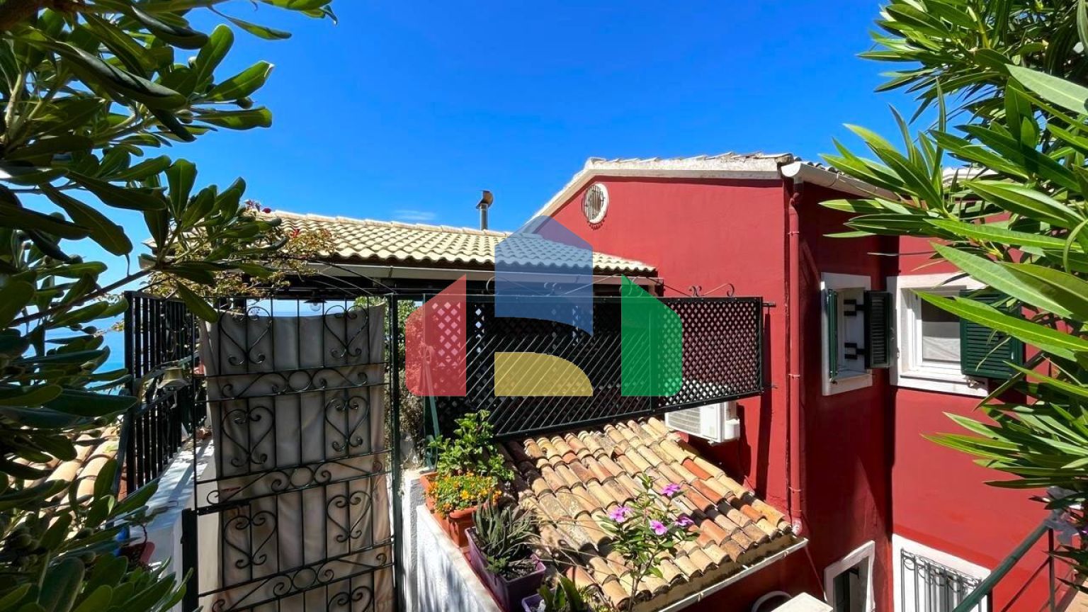 Продаж - Квартира 55 m² на о. Корфу