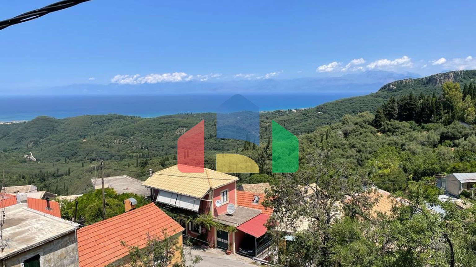 Продажа - Коттедж 124 m² на о. Корфу