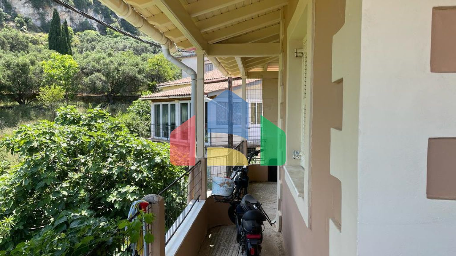 Продажа - Коттедж 124 m² на о. Корфу