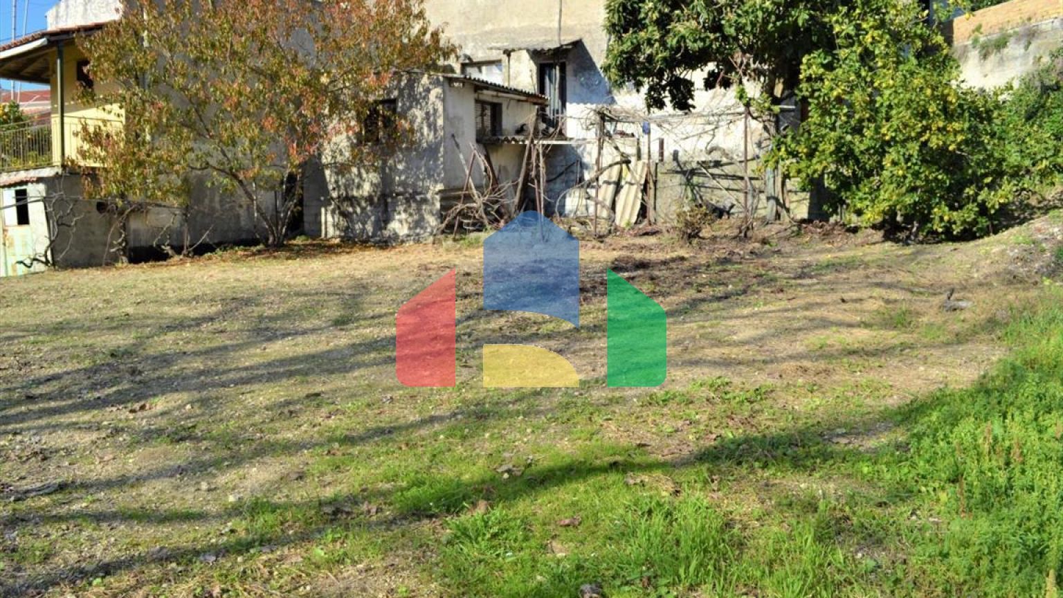 Продаж - Таунхаус 100 m² на о. Корфу