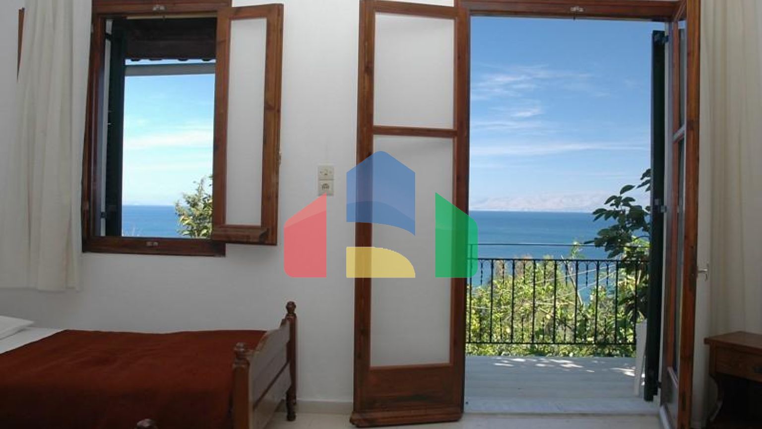 Продаж - Готель 400 m² на о. Корфу