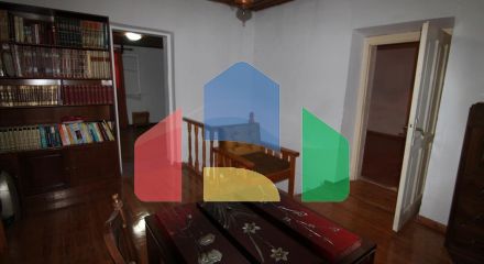 Продажа - Коттедж 300 m² на о. Корфу