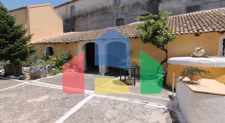 Продажа - Коттедж 300 m² на о. Корфу