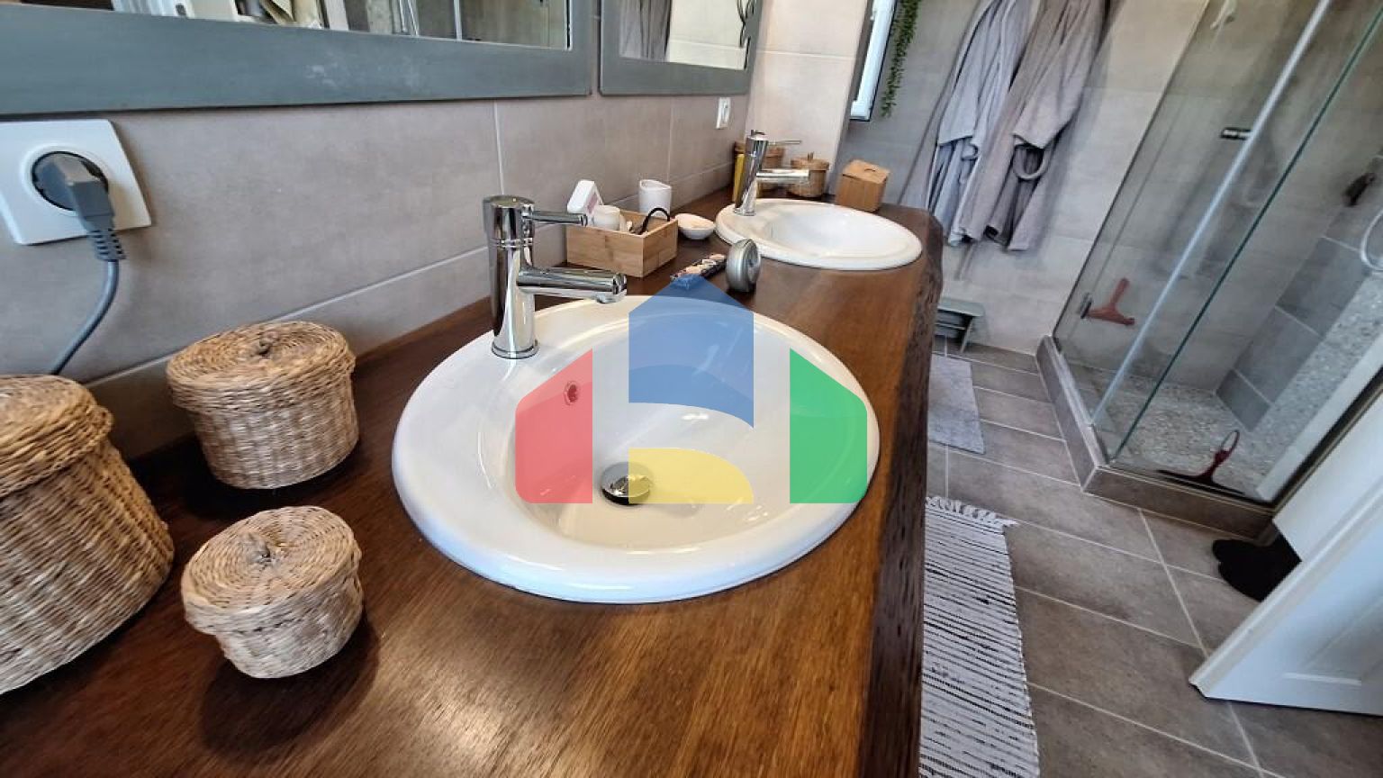 Продажа - Коттедж 200 m² на о. Корфу