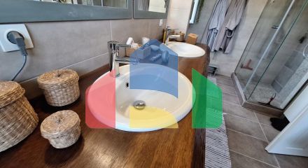 Продажа - Коттедж 200 m² на о. Корфу