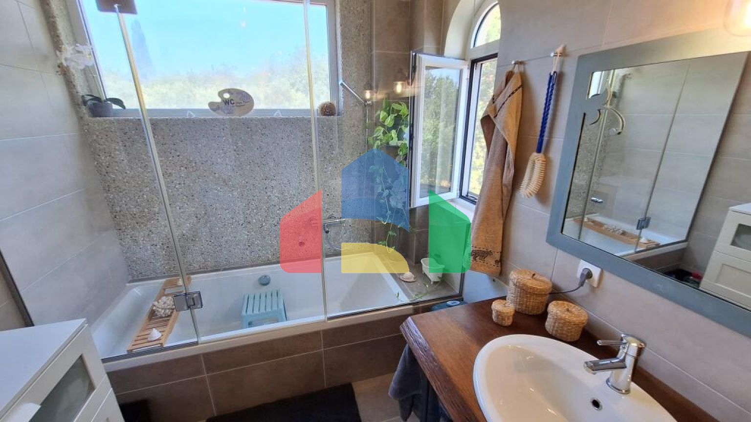 Продажа - Коттедж 200 m² на о. Корфу