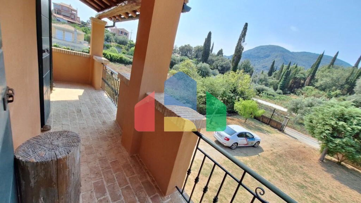 Продажа - Коттедж 200 m² на о. Корфу