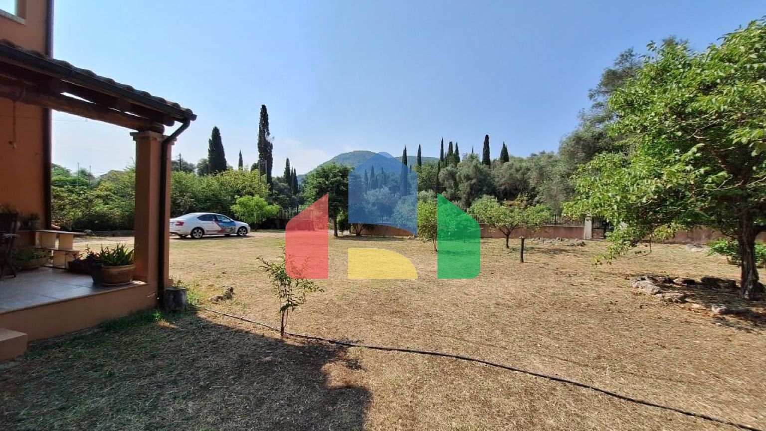 Продажа - Коттедж 200 m² на о. Корфу