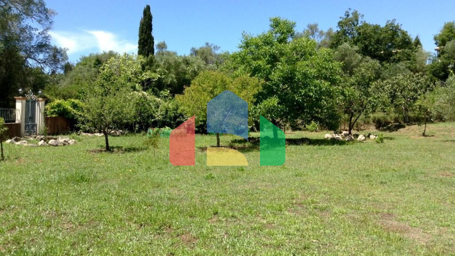 Продажа - Коттедж 200 m² на о. Корфу