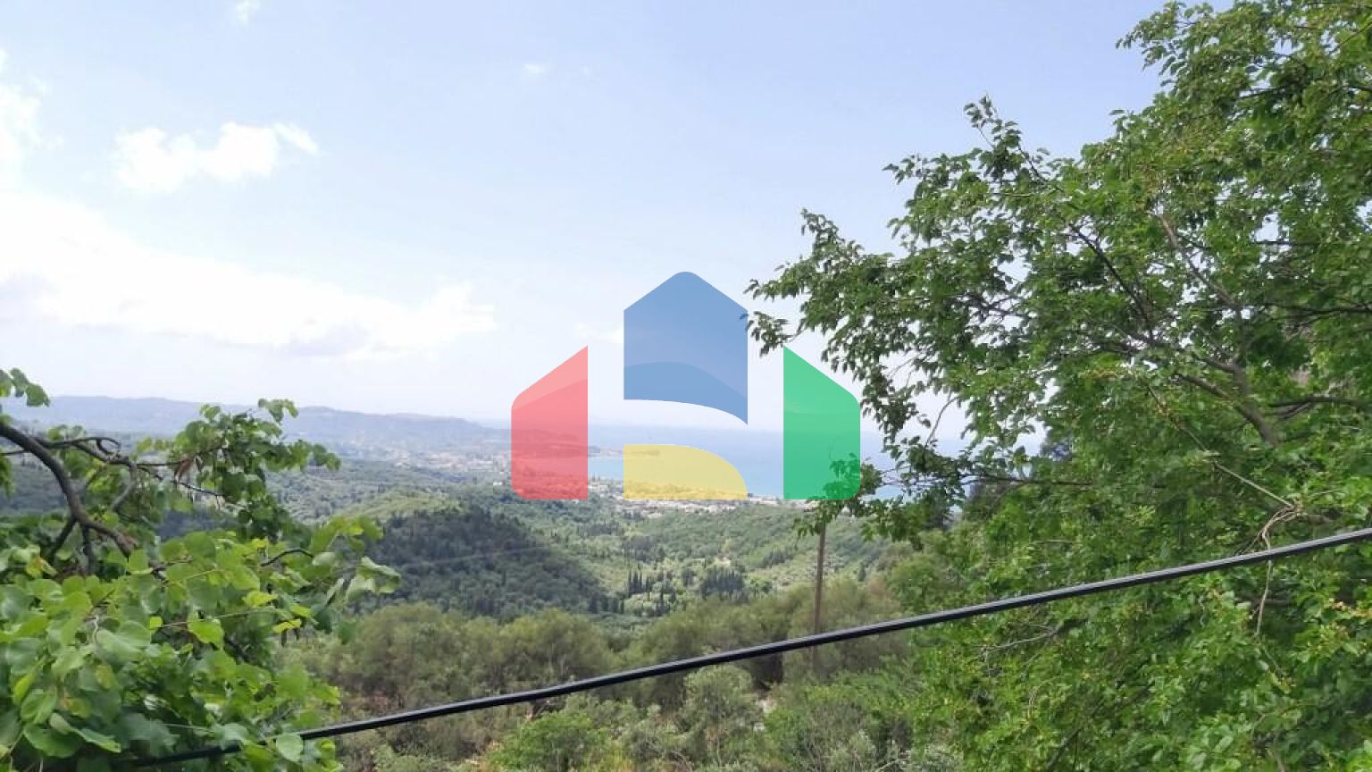 Продаж - Земельна ділянка 4972 m² на о. Корфу