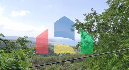 Продаж - Земельна ділянка 4972 m² на о. Корфу