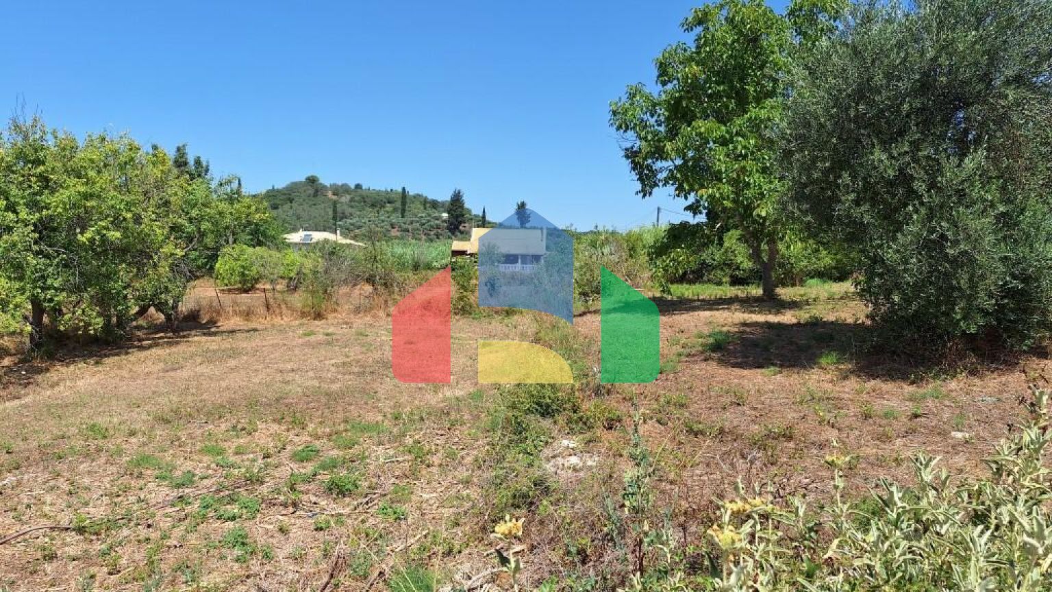 Продаж - Земельна ділянка 2500 m² на о. Корфу