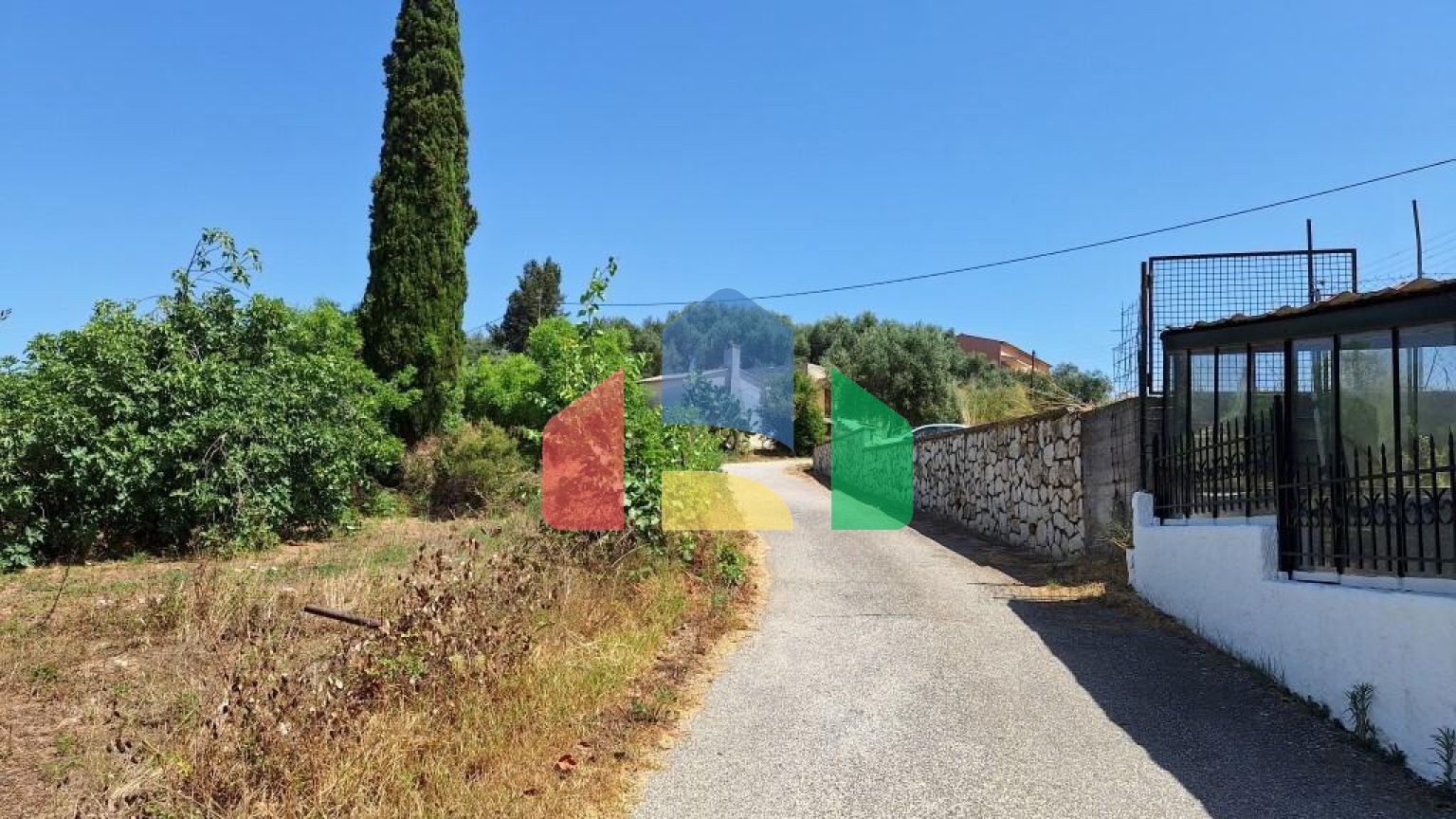 Продаж - Земельна ділянка 2500 m² на о. Корфу