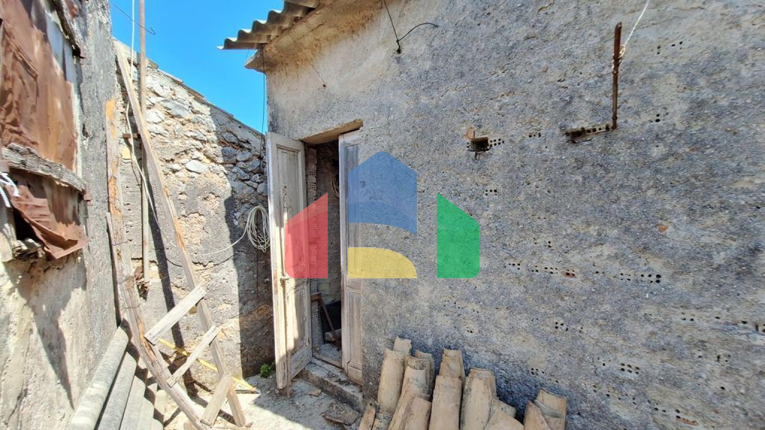 Продаж - Таунхаус 240 m² на о. Корфу