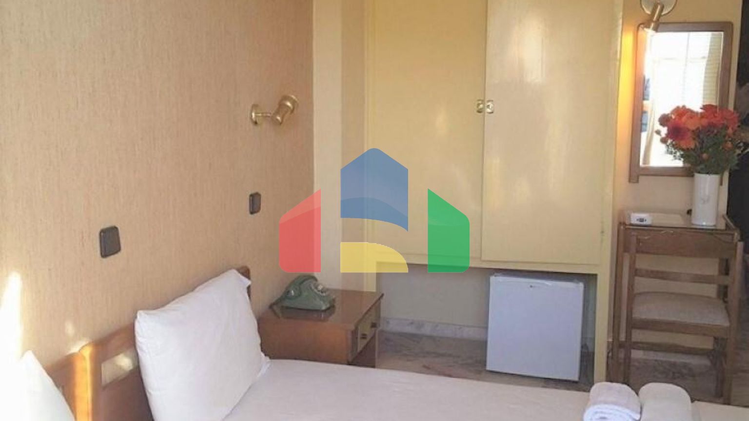 Продаж - Готель на о. Корфу