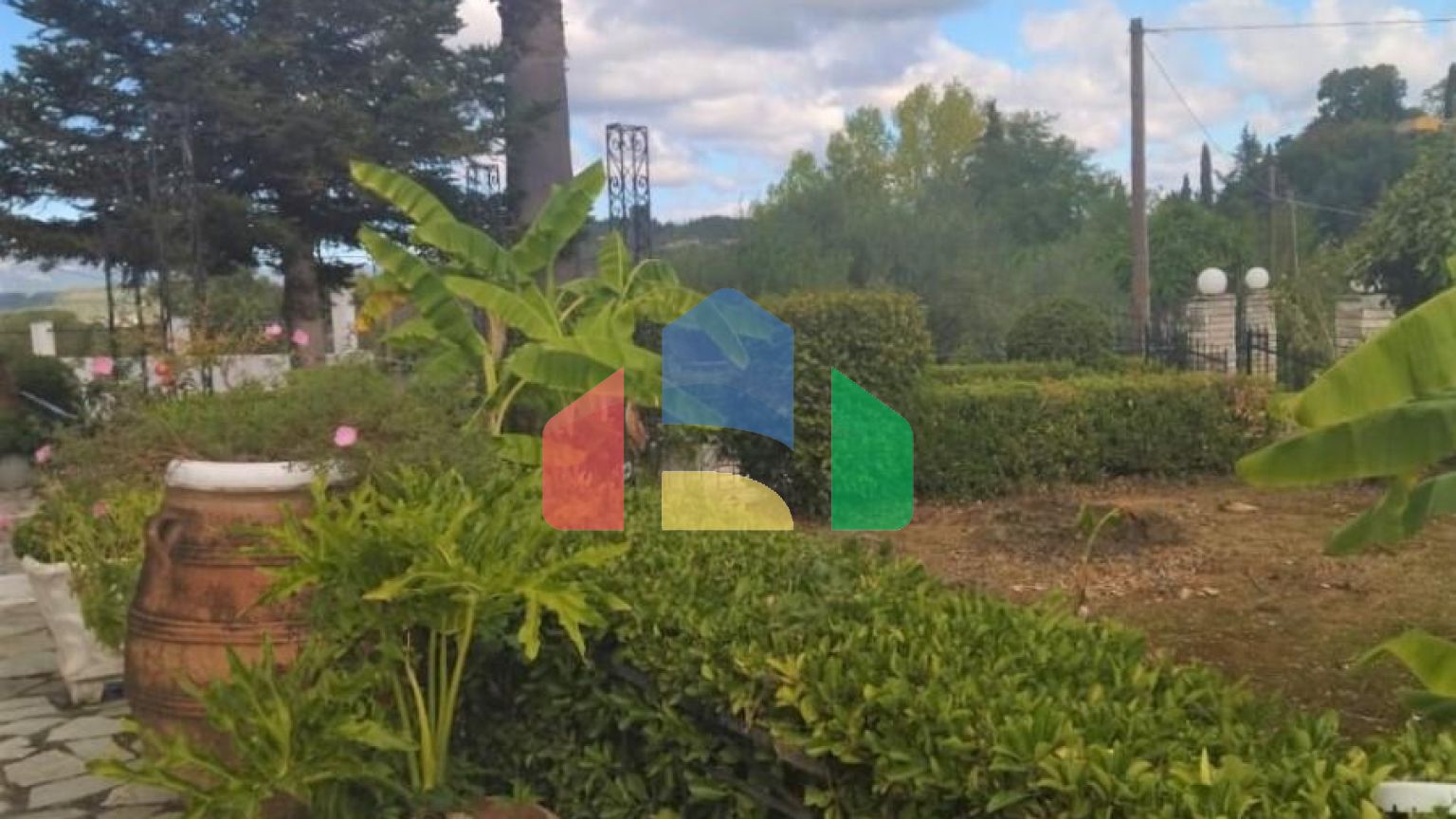 Продаж - Готель на о. Корфу